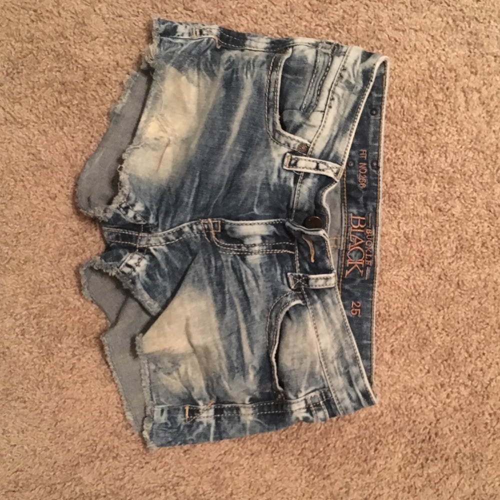 Buckle Jean shorts
